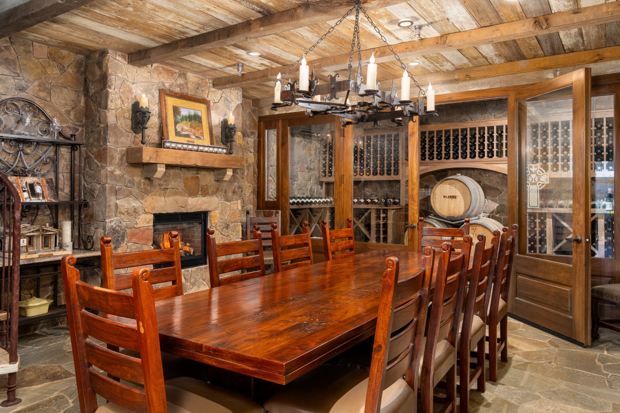 Pristine Winery, Tasting Room, Vineyard & Cottage