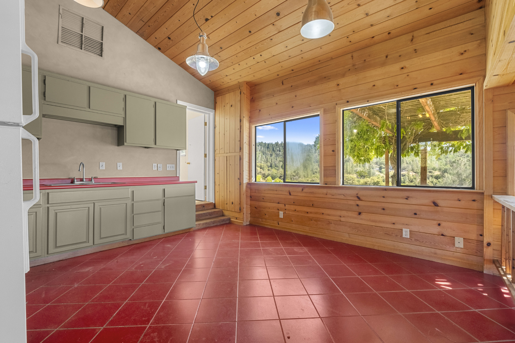 Fair Play AVA Winery and vineyard for sale