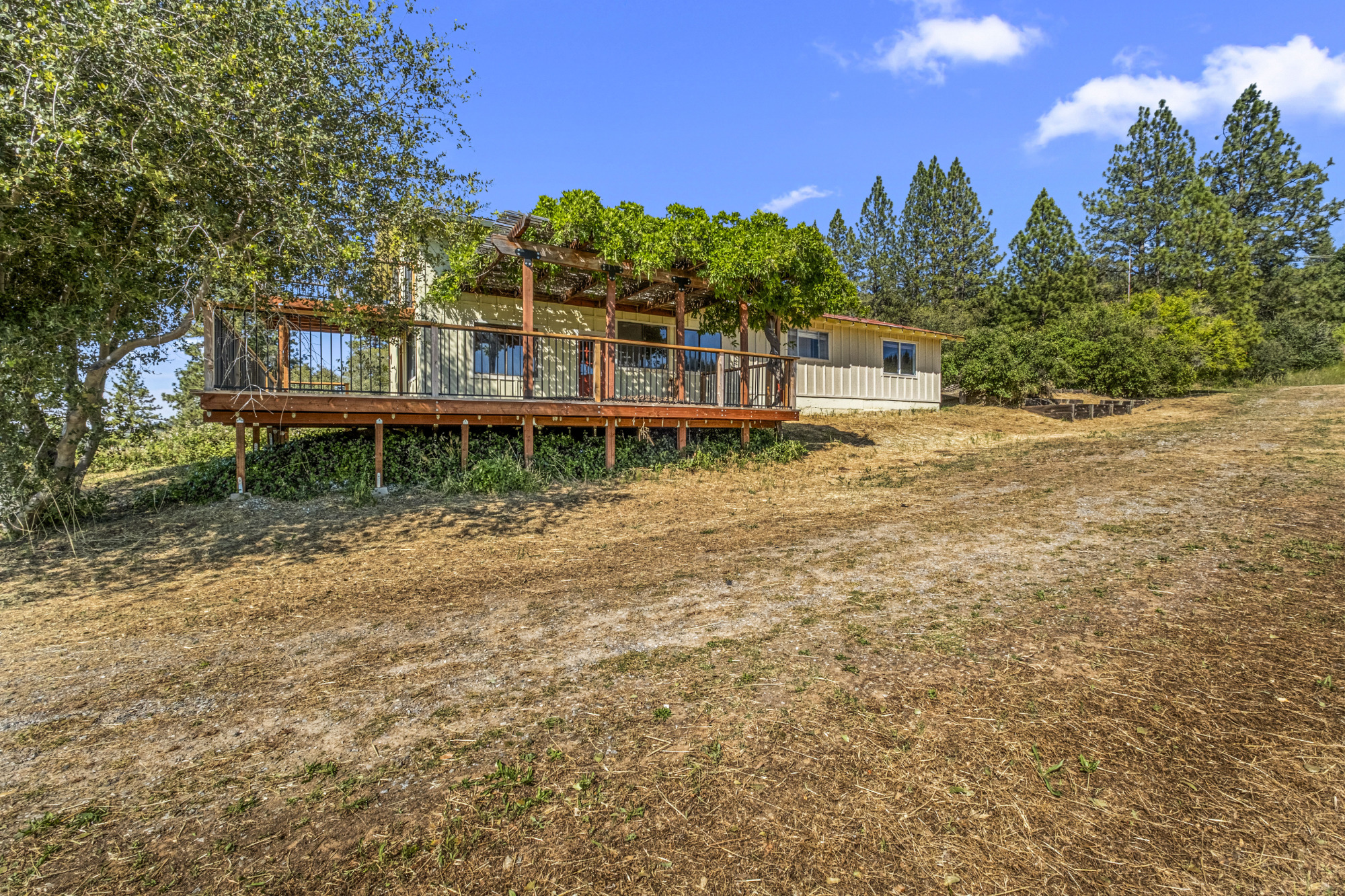 Fair Play AVA Winery and vineyard for sale