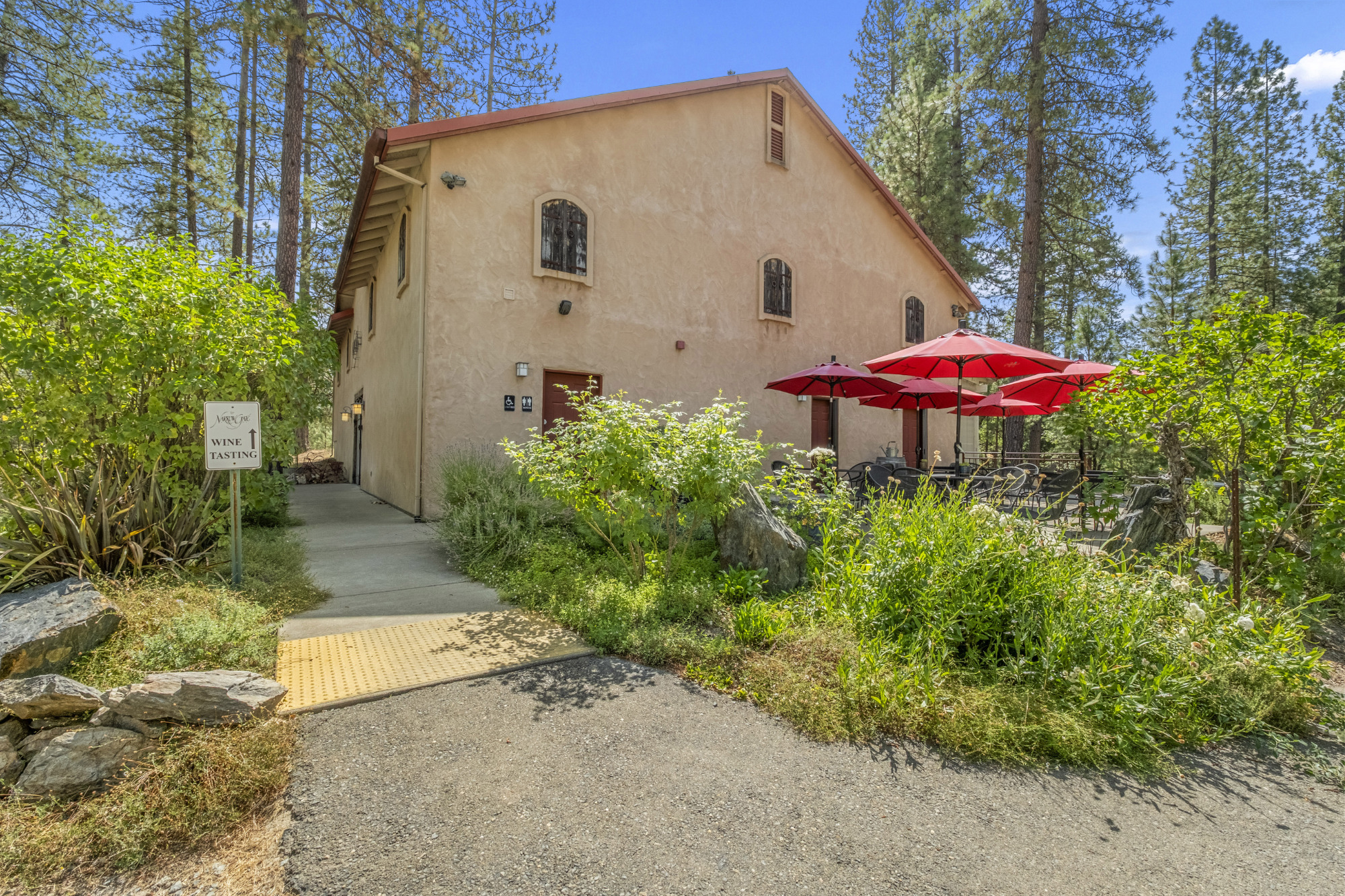 Sierra Foothills winery Estate for sale
